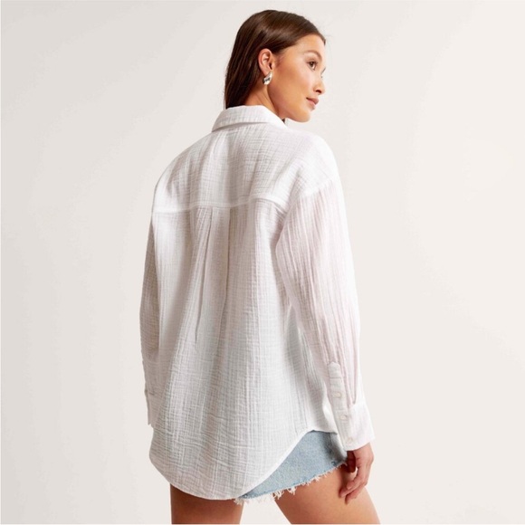 Abercrombie & Fitch - Oversized Gauzy Shirt - Picture 2 of 5